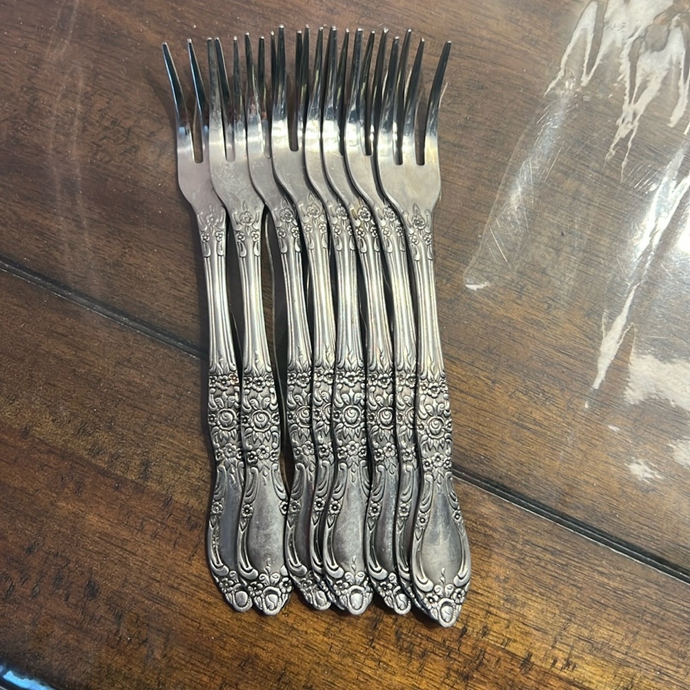 8 Northland stainless steel cocktail small mini forks for crab, appetizer floral